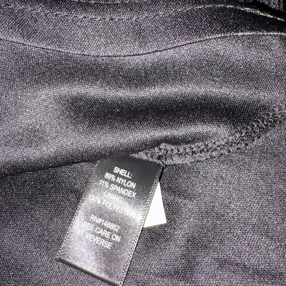 Torrid Lace LBD sz1 - Picture 9 of 9
